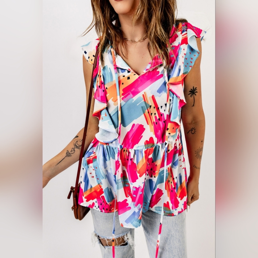 NEW WITH TAGS Abstract Ruffled Top